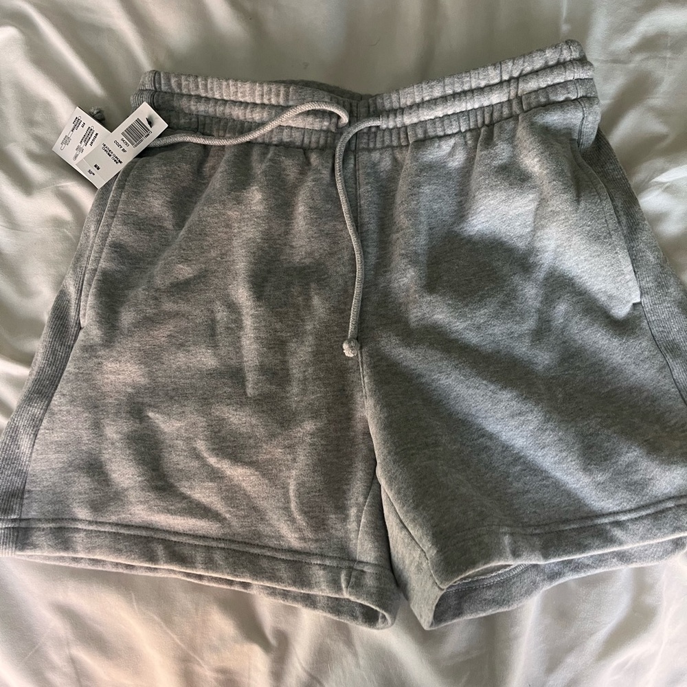 ARITZIA cozy boyfriend sweatshort